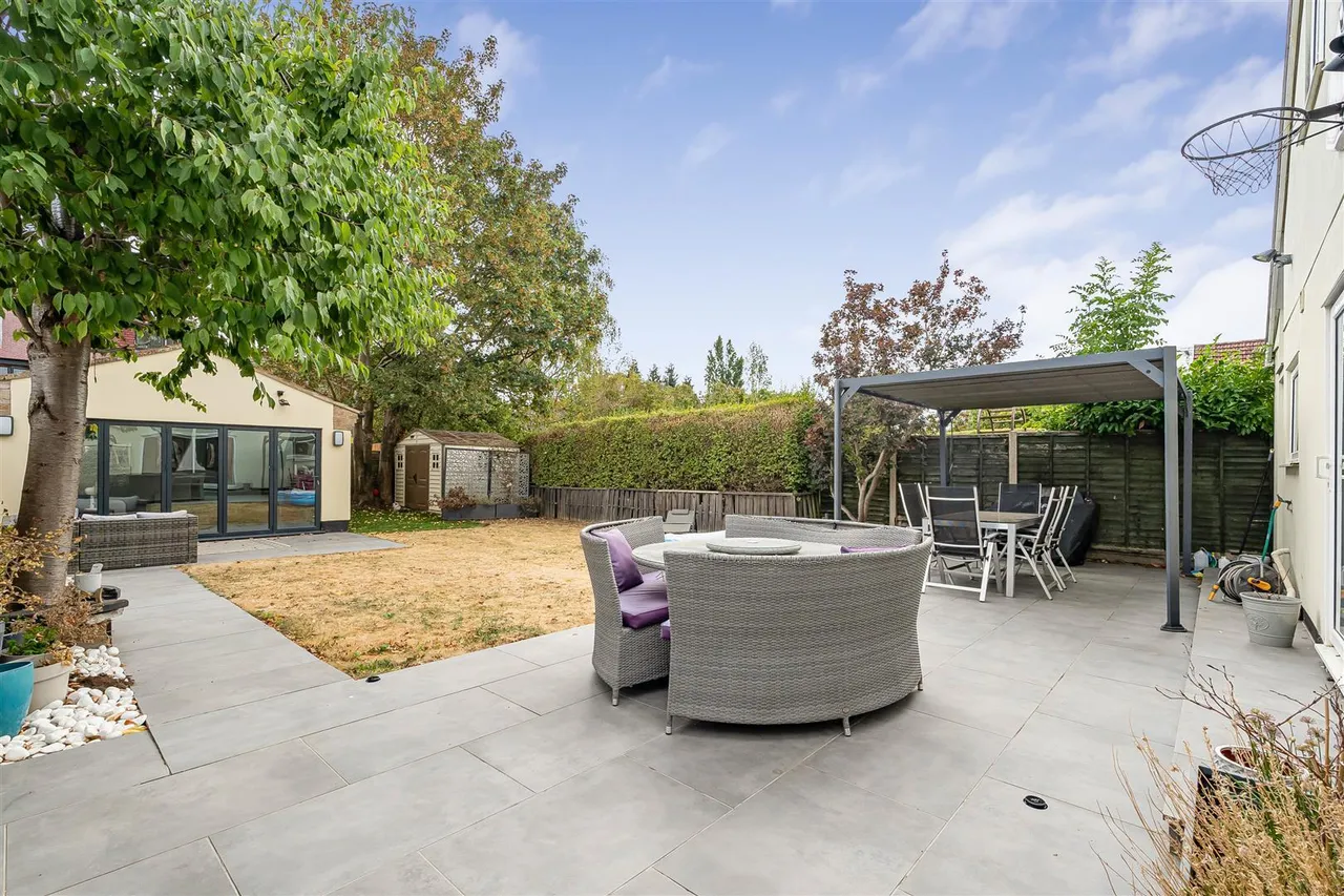 Masons Road, Slough, photo 16