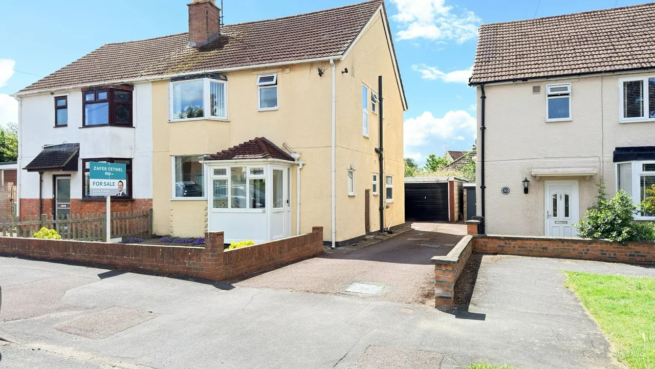 3 bed house for sale, Linden Avenue, Prestbury, GL52