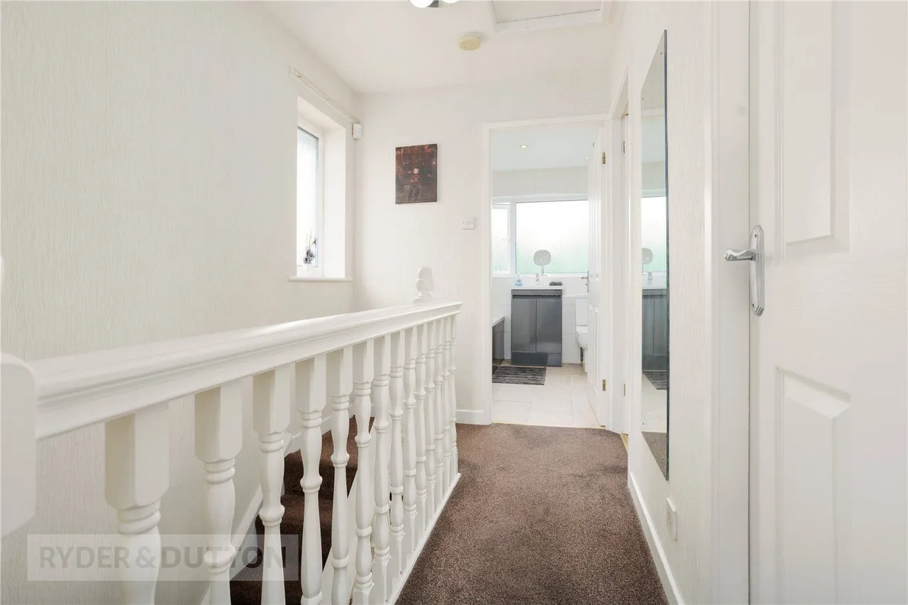 Whinberry Way, Moorside, OL4, photo 18