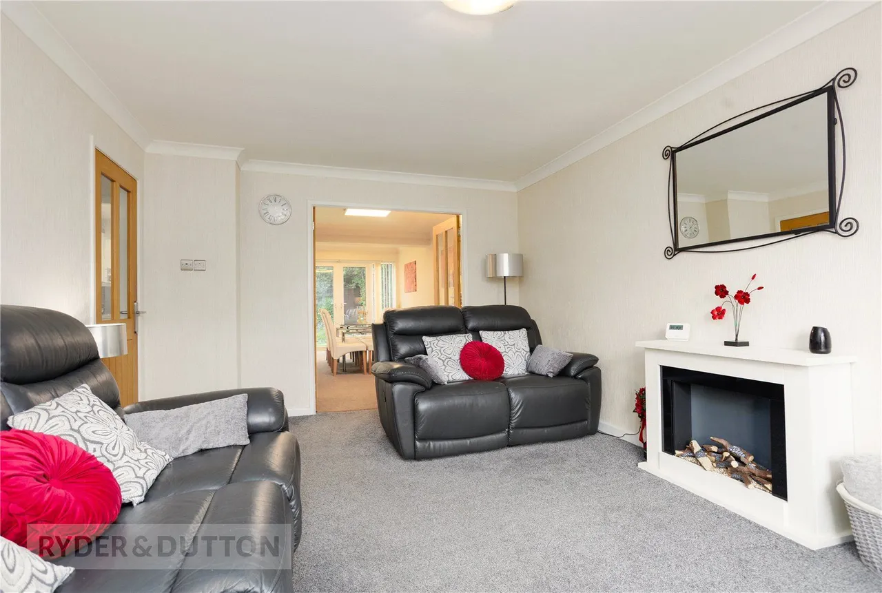 Whinberry Way, Moorside, OL4, photo 4