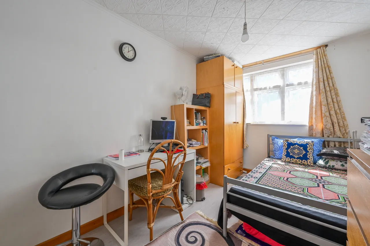 34 Rosefield Gardens, London, photo 5