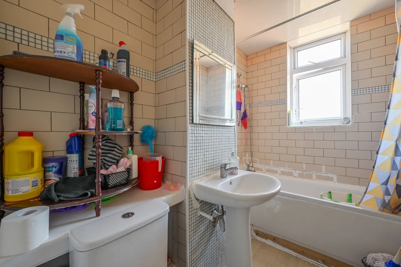 34 Rosefield Gardens, London, photo 6