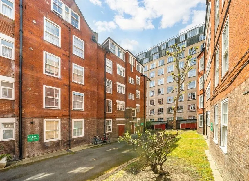 flat to rent — Herbrand Street, Bloomsbury, WC1N