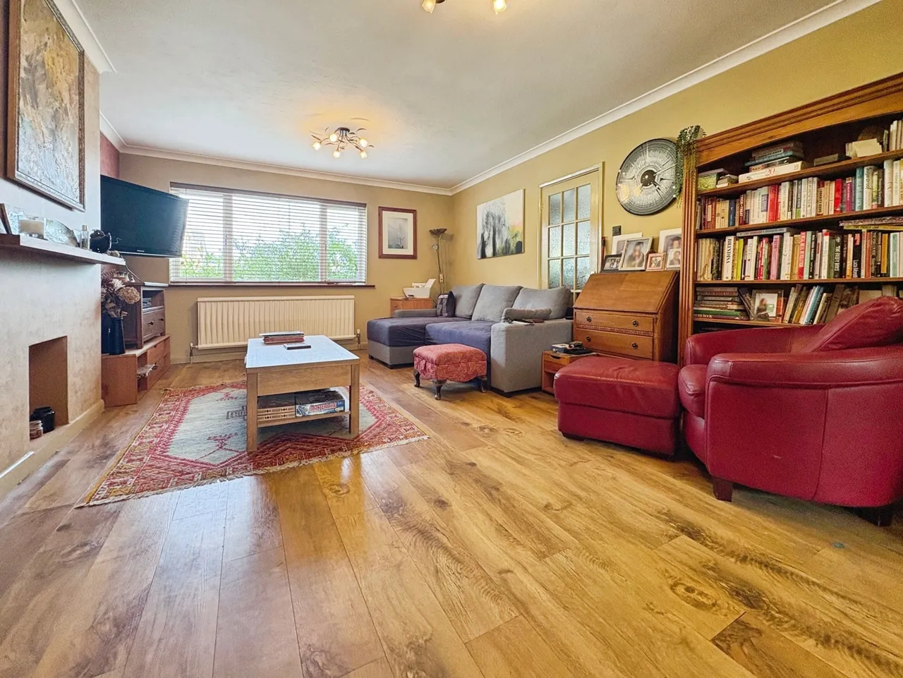 Whitmore Green, Farnham, Surrey, GU9 9AF, photo 2