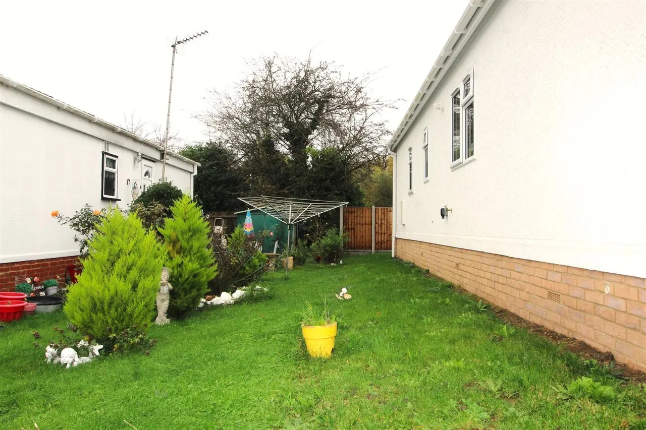 Arkley Park Barnet Road, Arkley, Barnet EN5 3JQ, photo 8