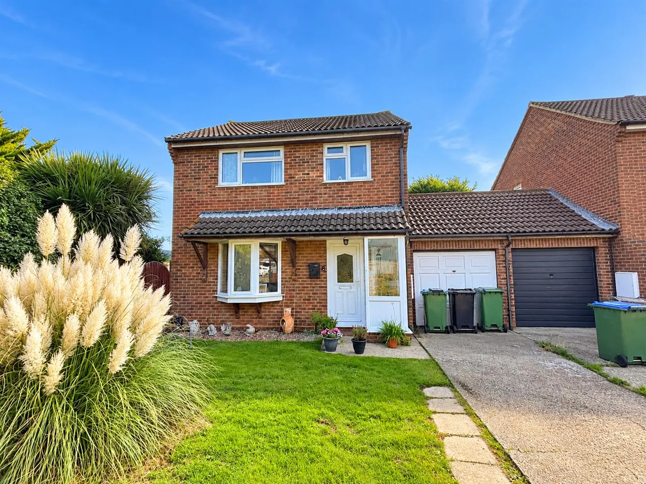 Damon Close, Peacehaven, photo 16