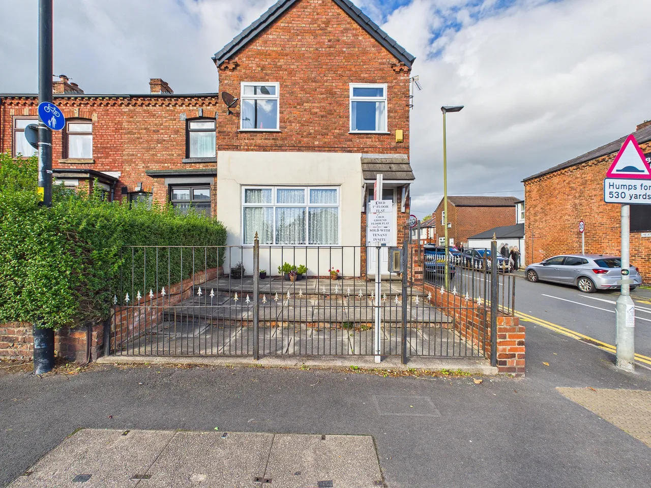 2 bed flat for sale, Ormskirk Road, Wigan, WN5