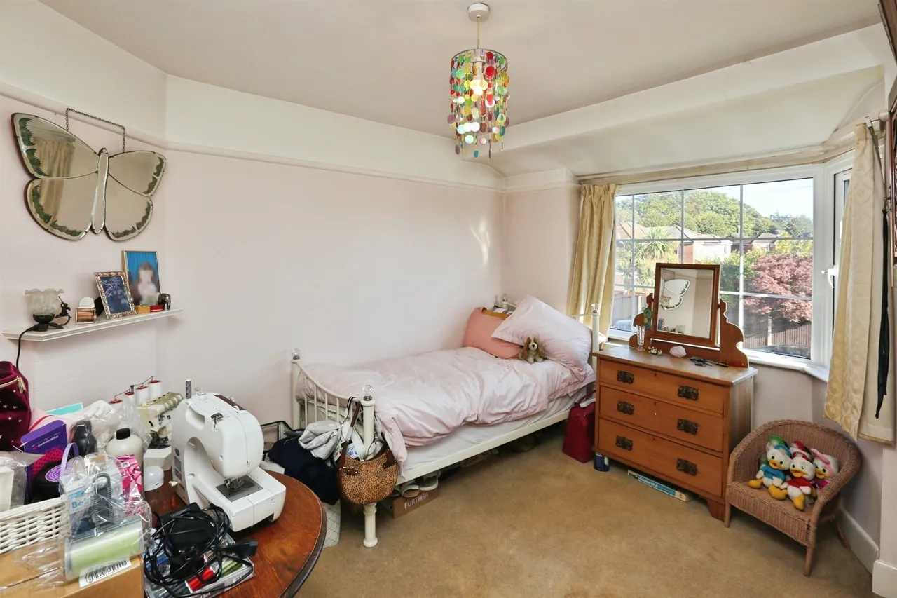 Furze Road, Southampton, SO19, photo 10