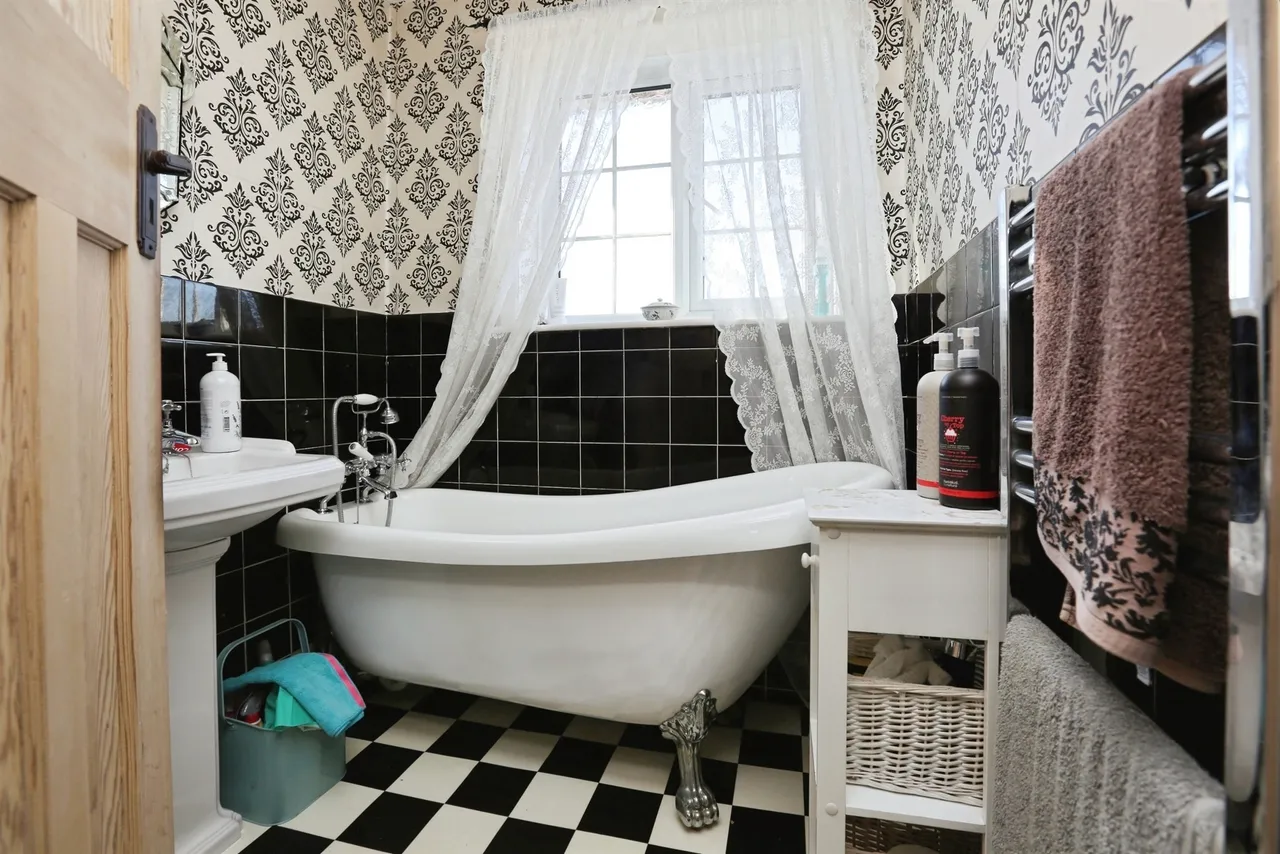Furze Road, Southampton, SO19, photo 12