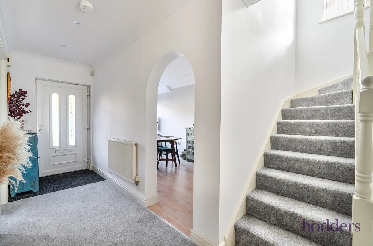 Brox Road, Ottershaw, KT16, photo 4