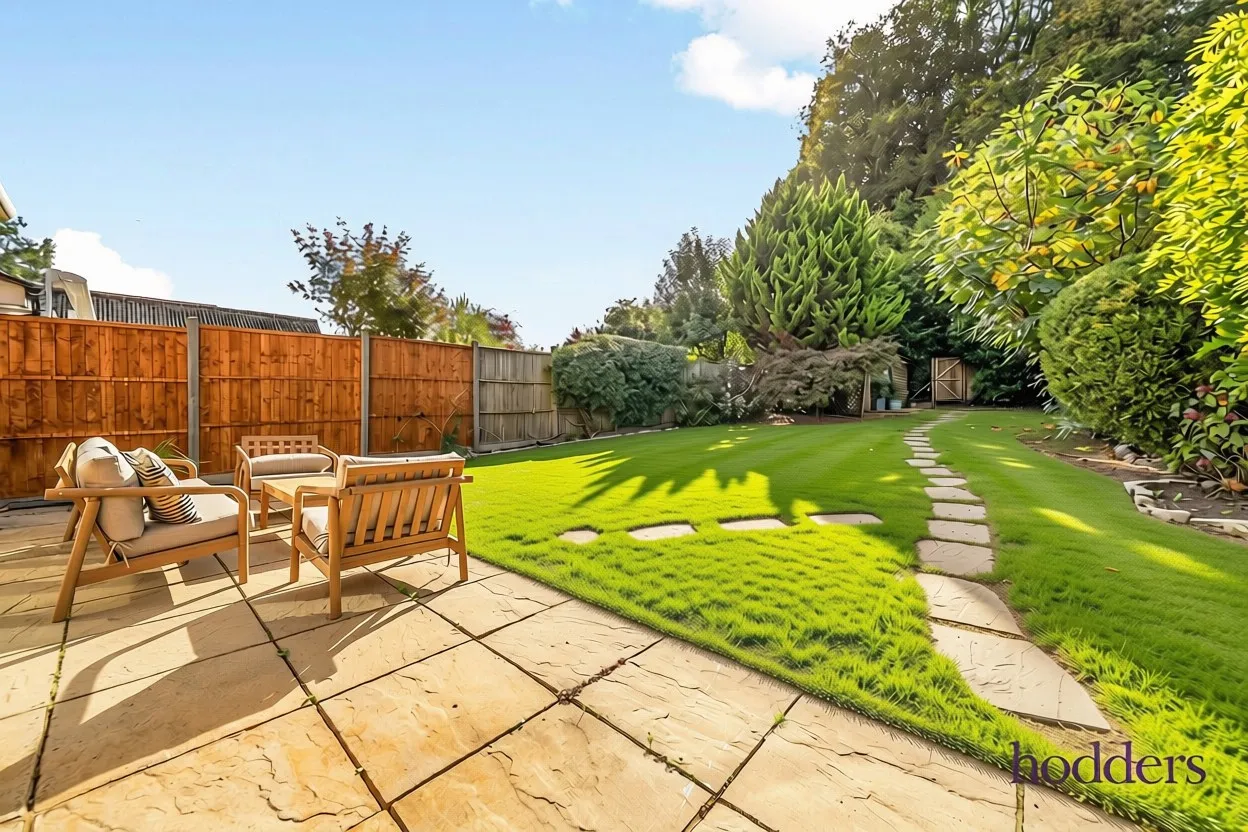 Brox Road, Ottershaw, KT16, photo 20