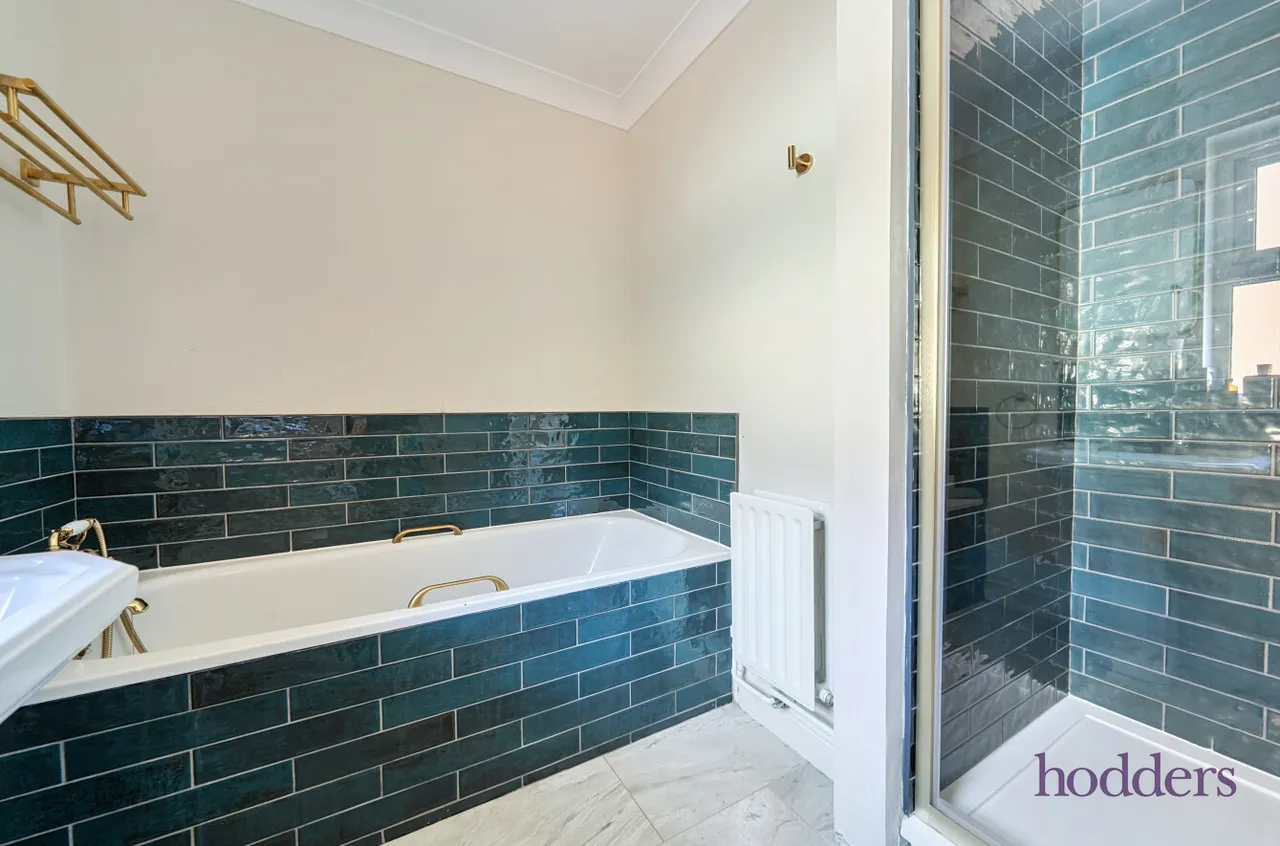Brox Road, Ottershaw, KT16, photo 14