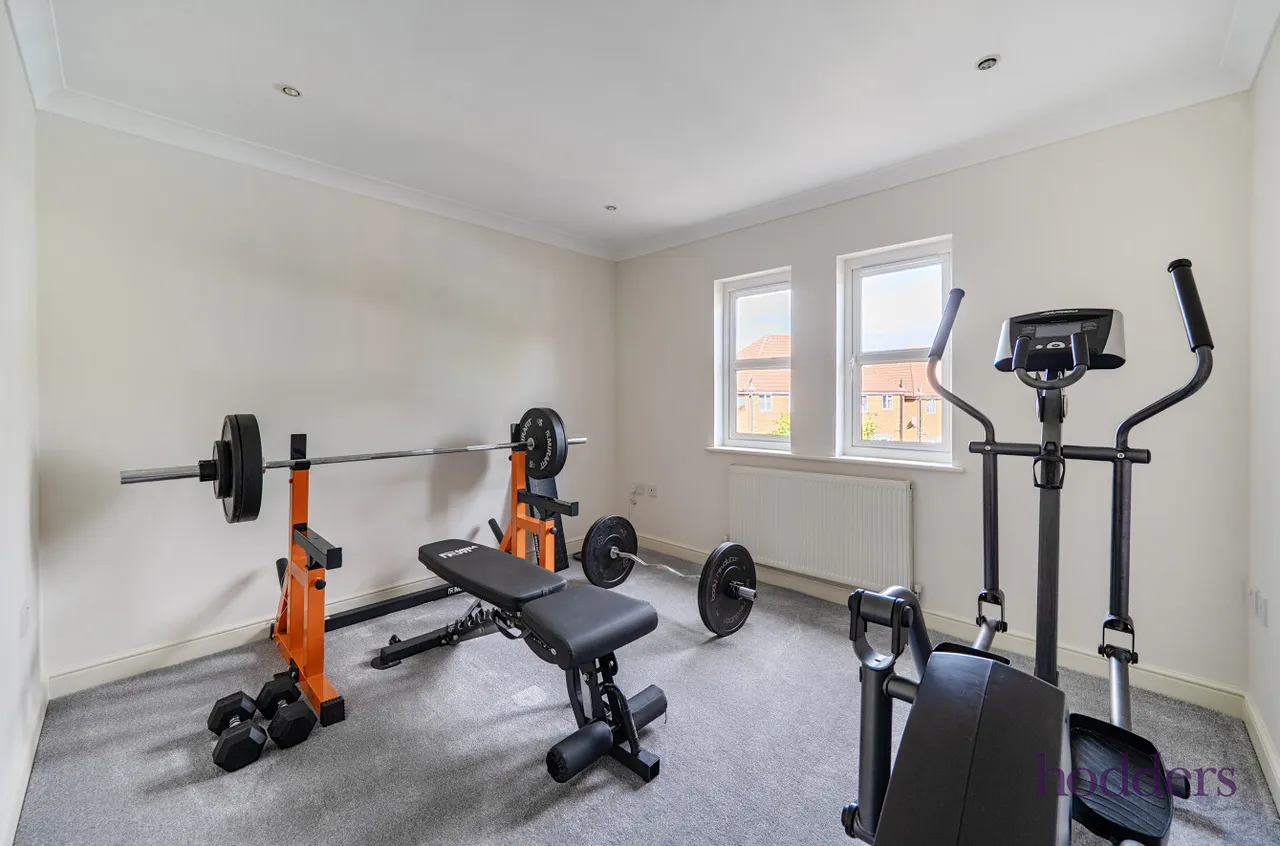 Brox Road, Ottershaw, KT16, photo 12