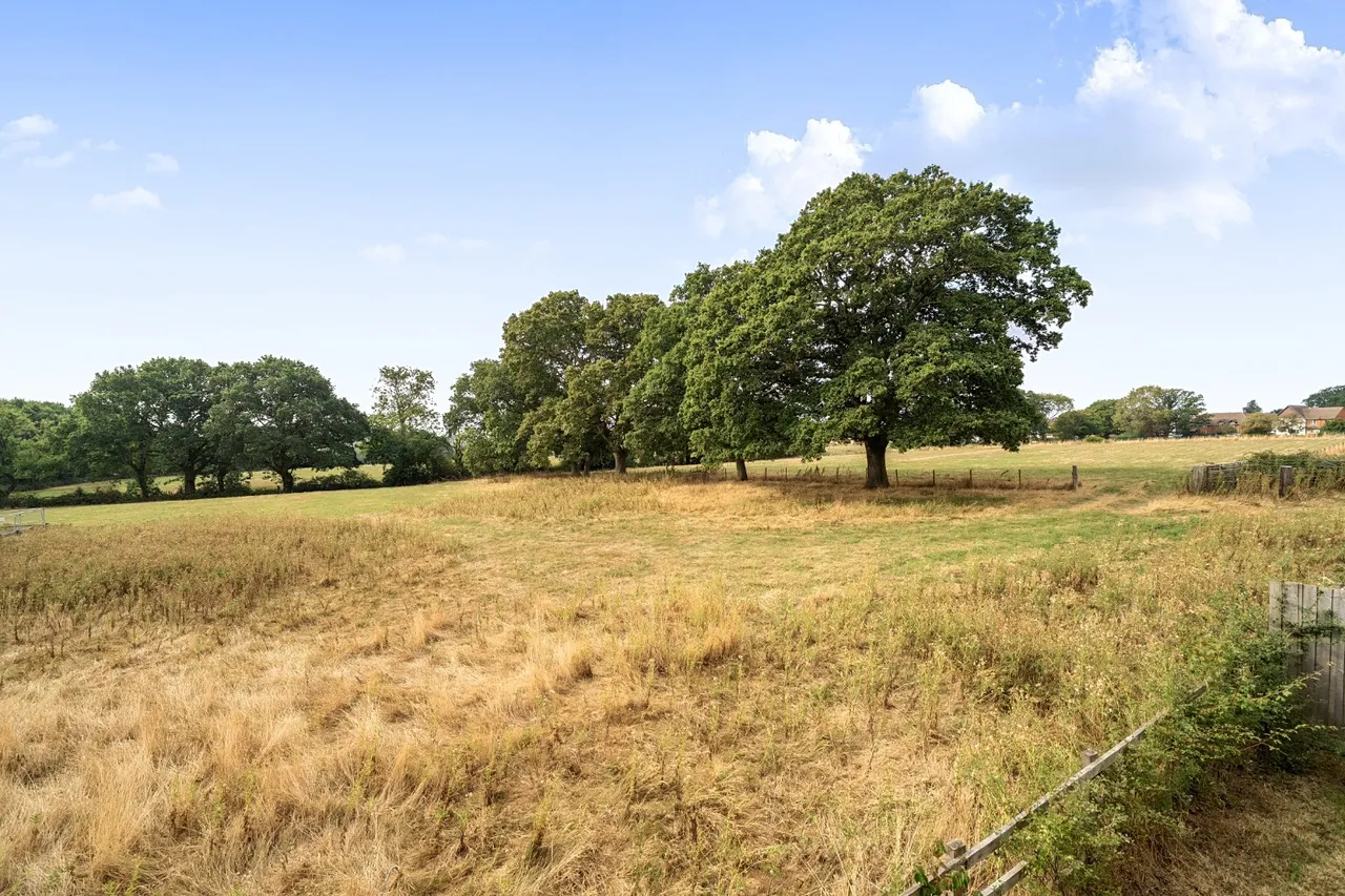 Mortimers Lane, Fair Oak, SO50, photo 16