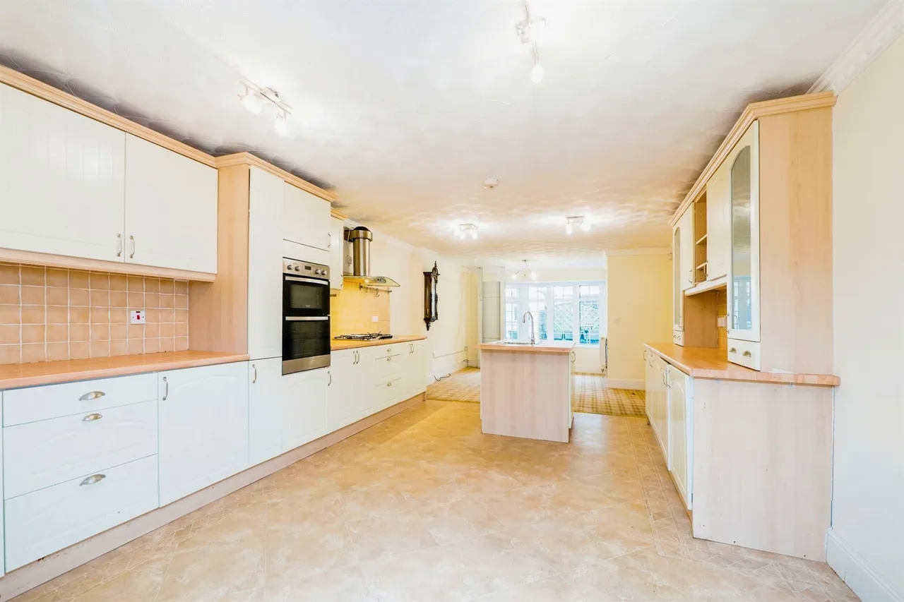 High Street, Cowbridge, CF71, photo 19