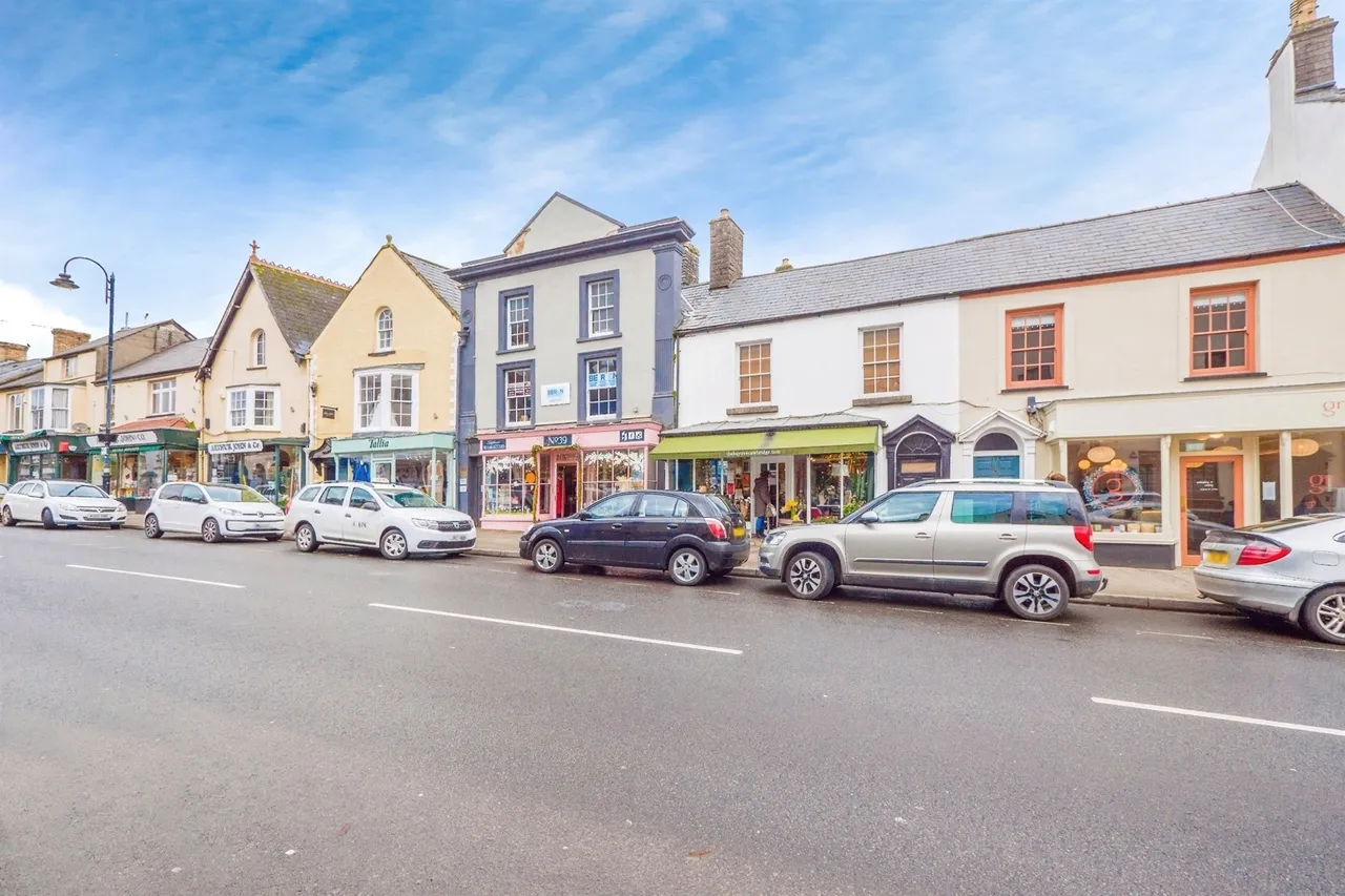 High Street, Cowbridge, CF71, photo 23