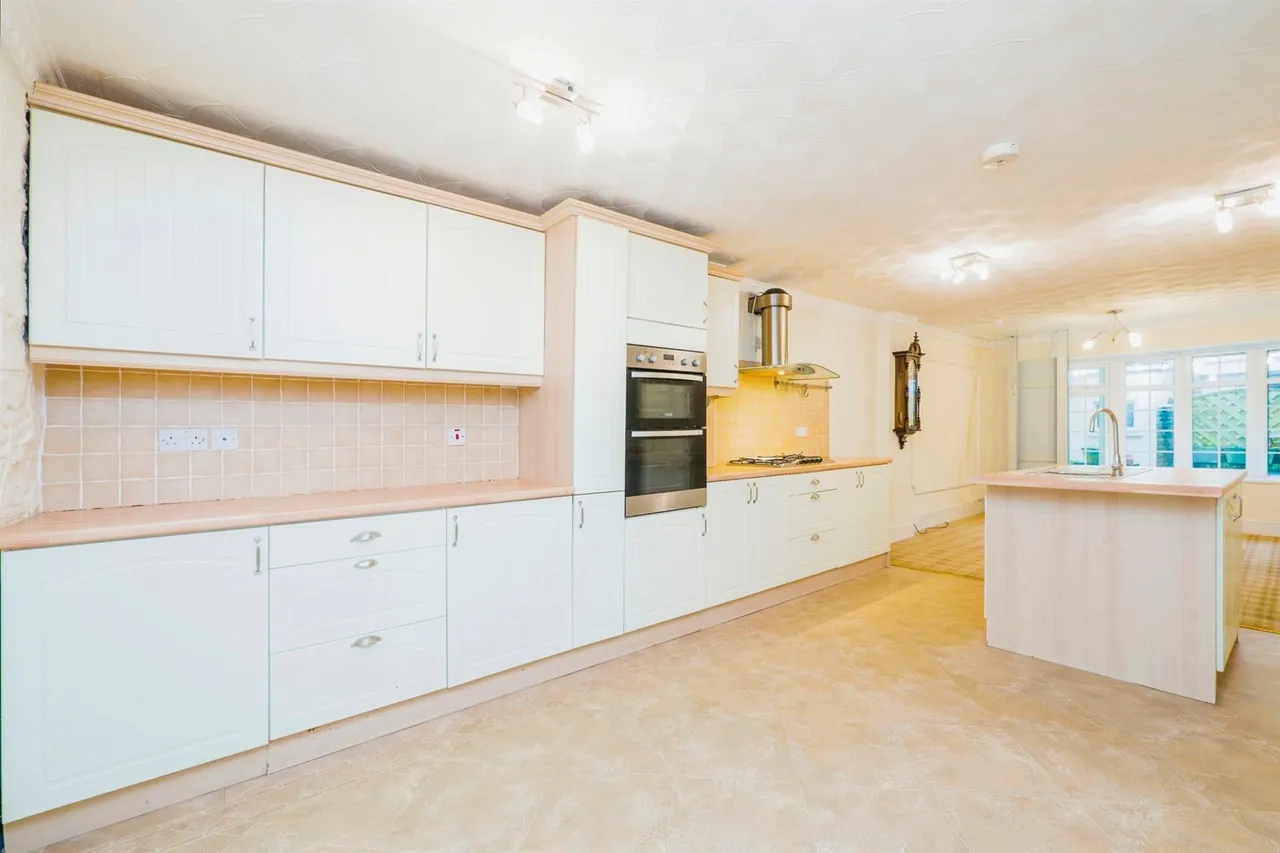 High Street, Cowbridge, CF71, photo 7
