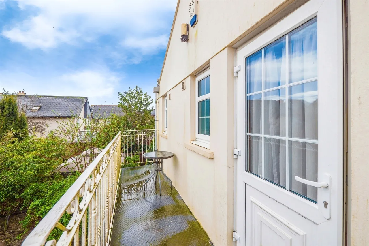 High Street, Cowbridge, CF71, photo 14