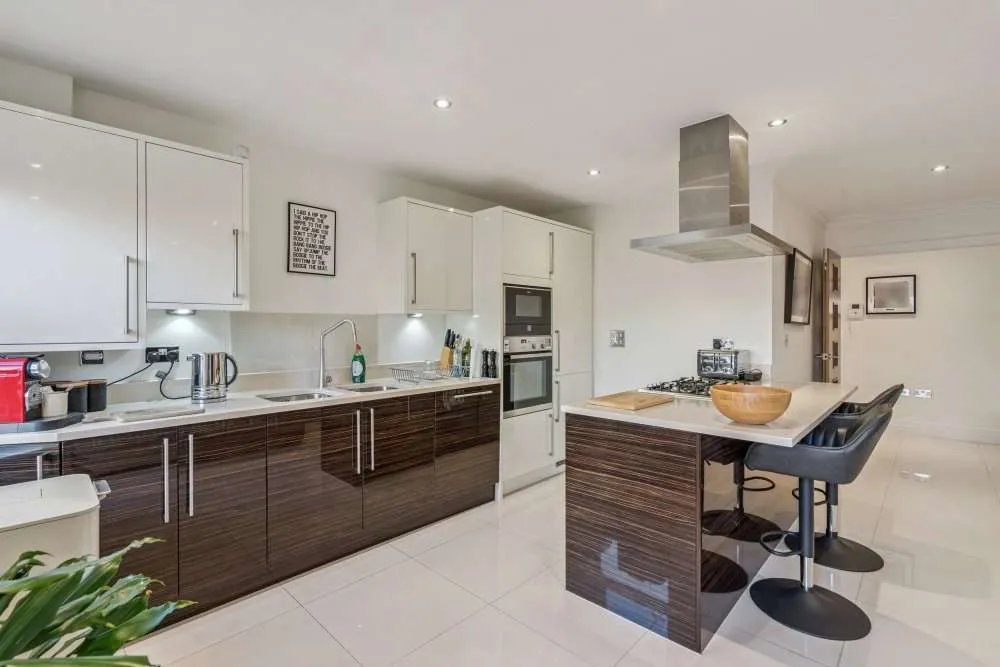 Victoria Close, Rickmansworth, Hertfordshire, WD3 4EQ, photo 2