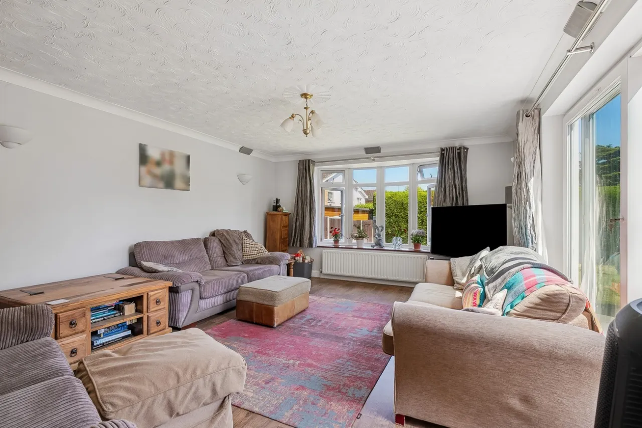 Walnut Way, Ickleford, SG5, photo 2