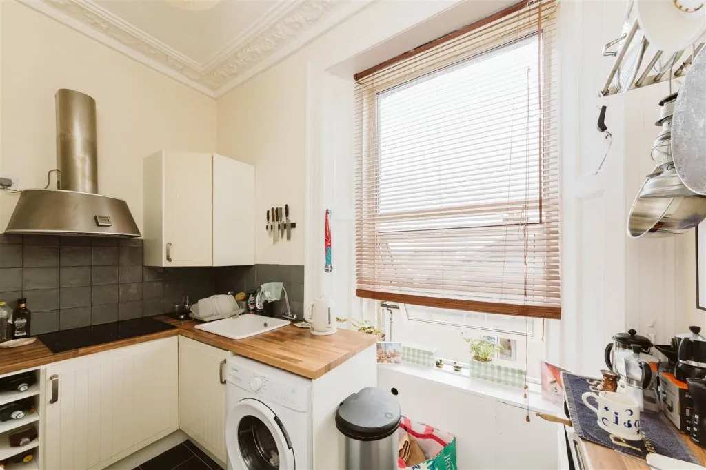 Hall Floor Flat, 28, Southfield Road, Cotham, Bristol, BS6 6AY, photo 13
