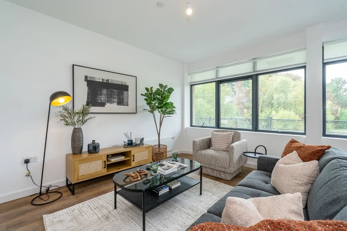 Lakeside Close, Staines Upon Thames, TW18, photo 6