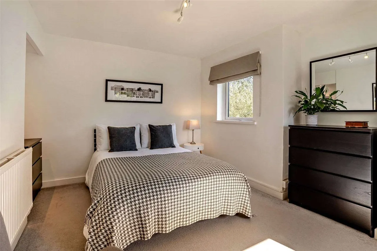 Nash, Cowbridge, CF71, photo 18