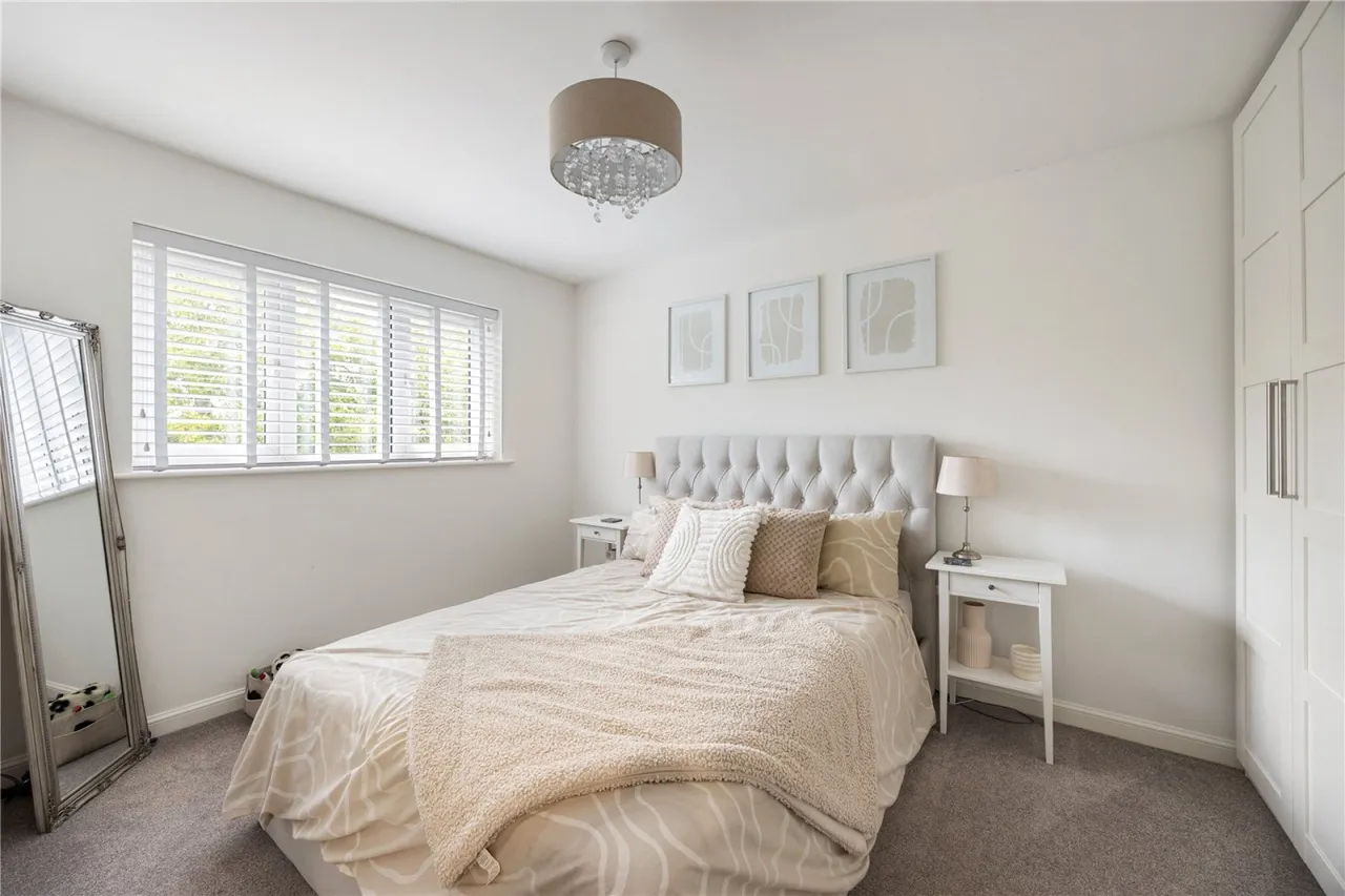Tunbridge Way, Emersons Green, BS16, photo 15