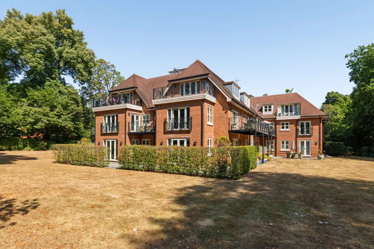Brockenhurst Road, Ascot, SL5, photo 9