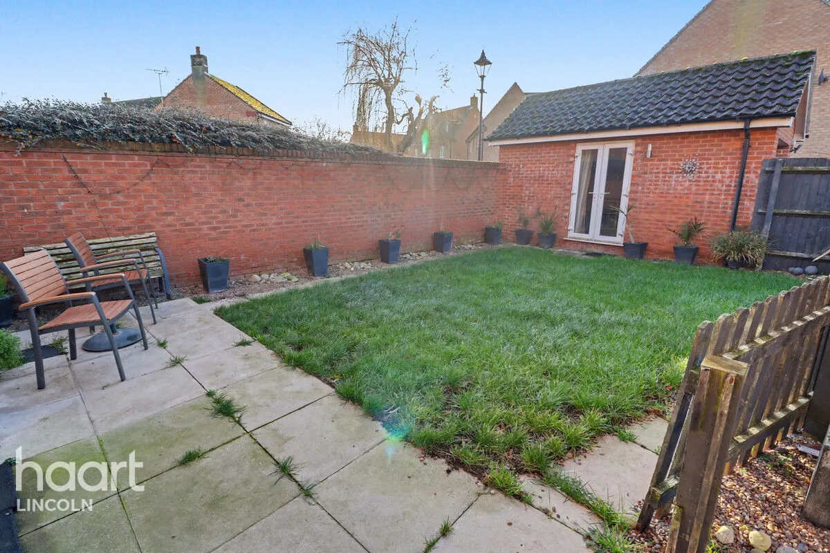 Privet Walk, Witham St Hughs, LN6, photo 17