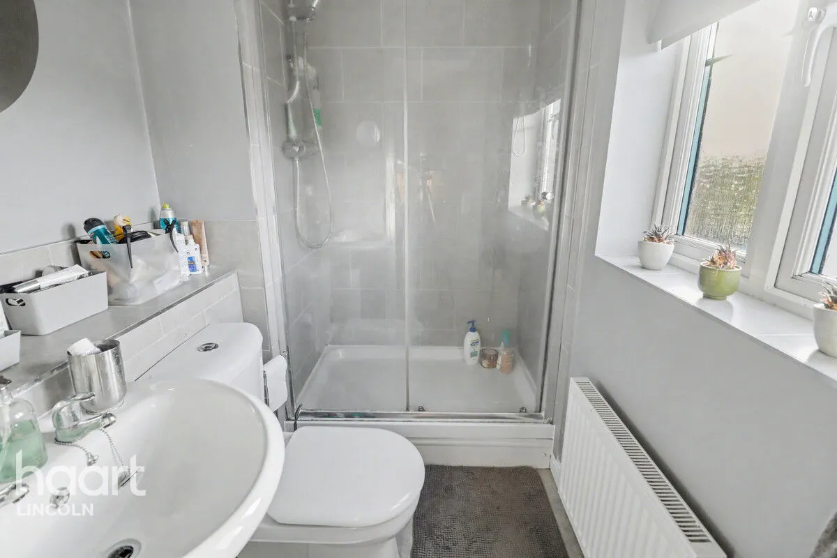 Privet Walk, Witham St Hughs, LN6, photo 13