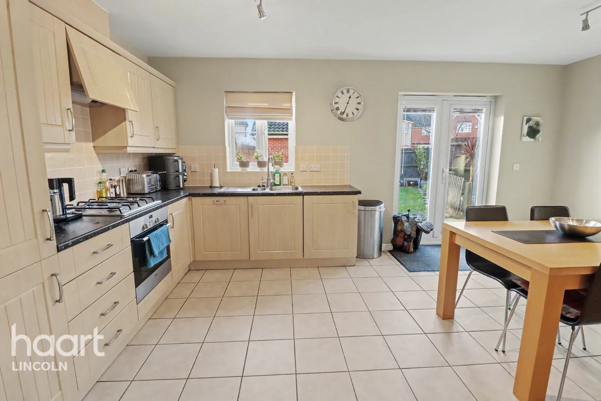 Privet Walk, Witham St Hughs, LN6, photo 6