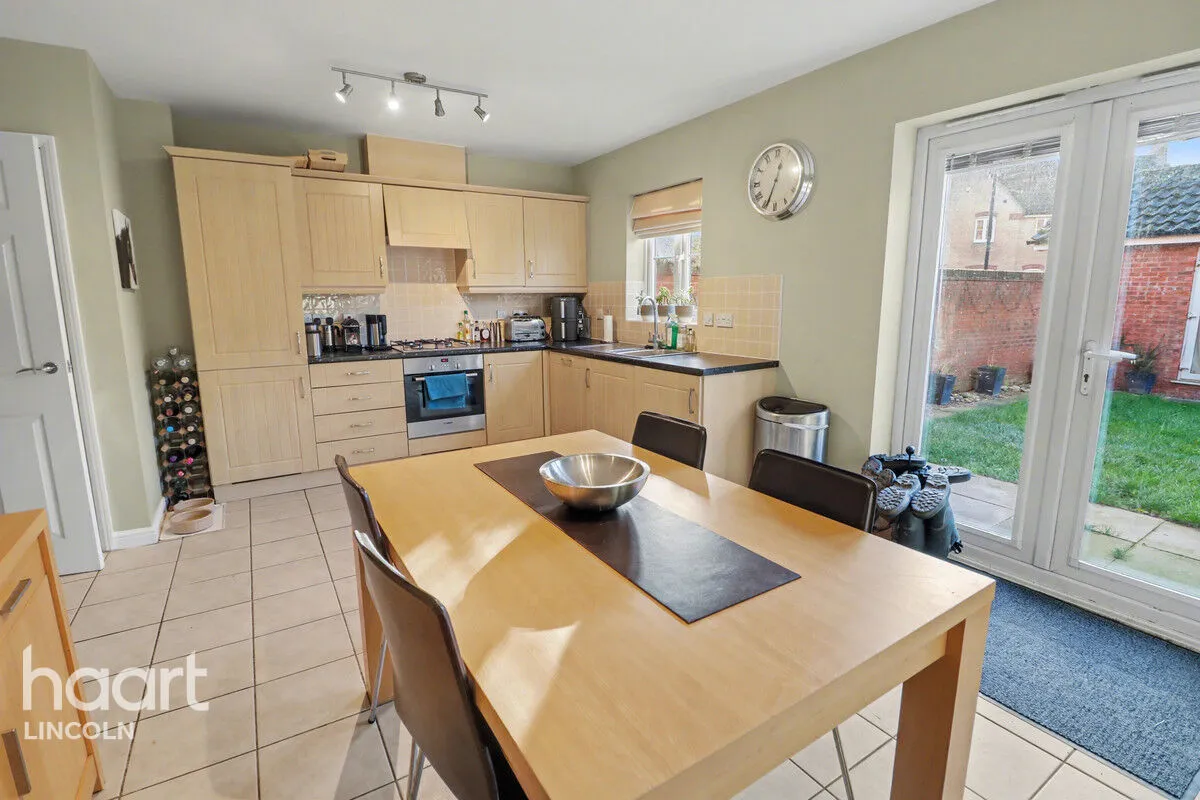 Privet Walk, Witham St Hughs, LN6, photo 8