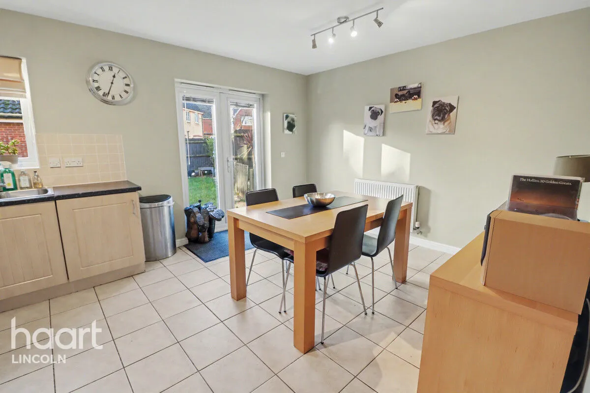 Privet Walk, Witham St Hughs, LN6, photo 7