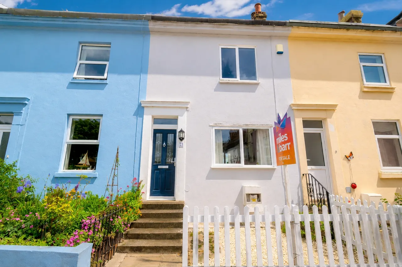 2 bed house for sale, Cambridge Terrace, Folkestone, CT20