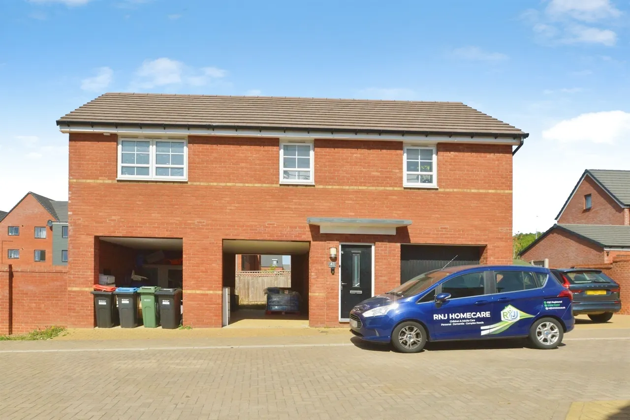 Saturn Avenue, Fairfields, MK11, photo 20