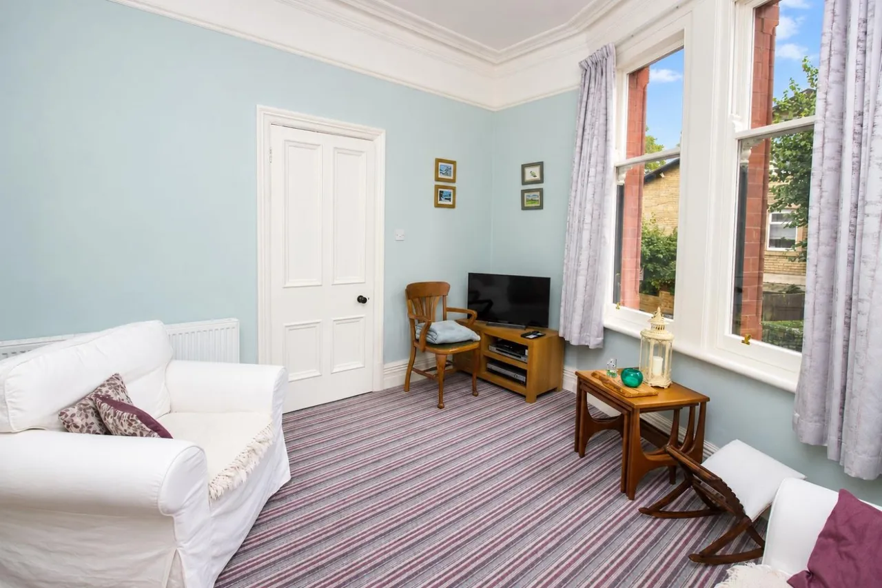 Belgrave Road, Darwen, BB3, photo 17