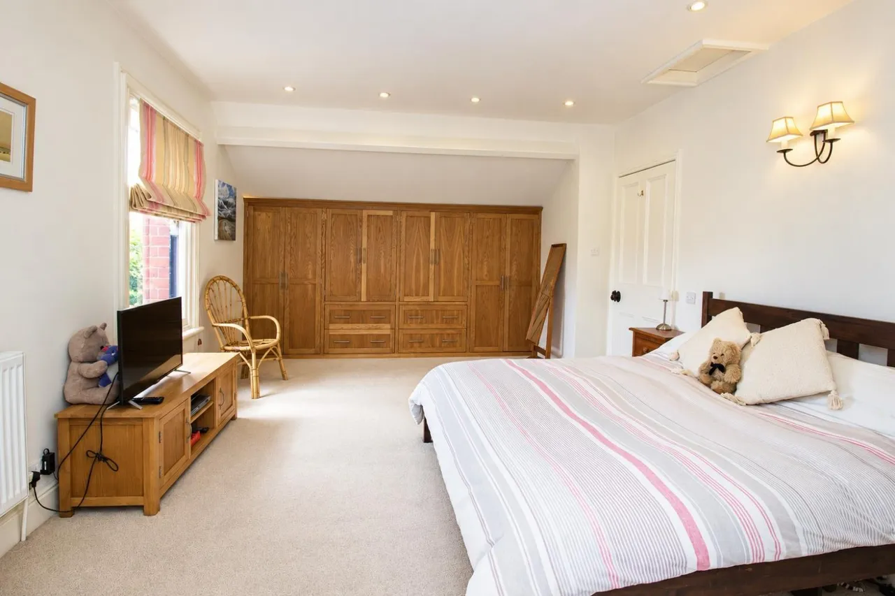Belgrave Road, Darwen, BB3, photo 11