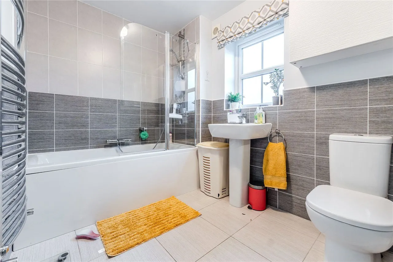 Bramblegate Road, Tockwith, YO26, photo 16