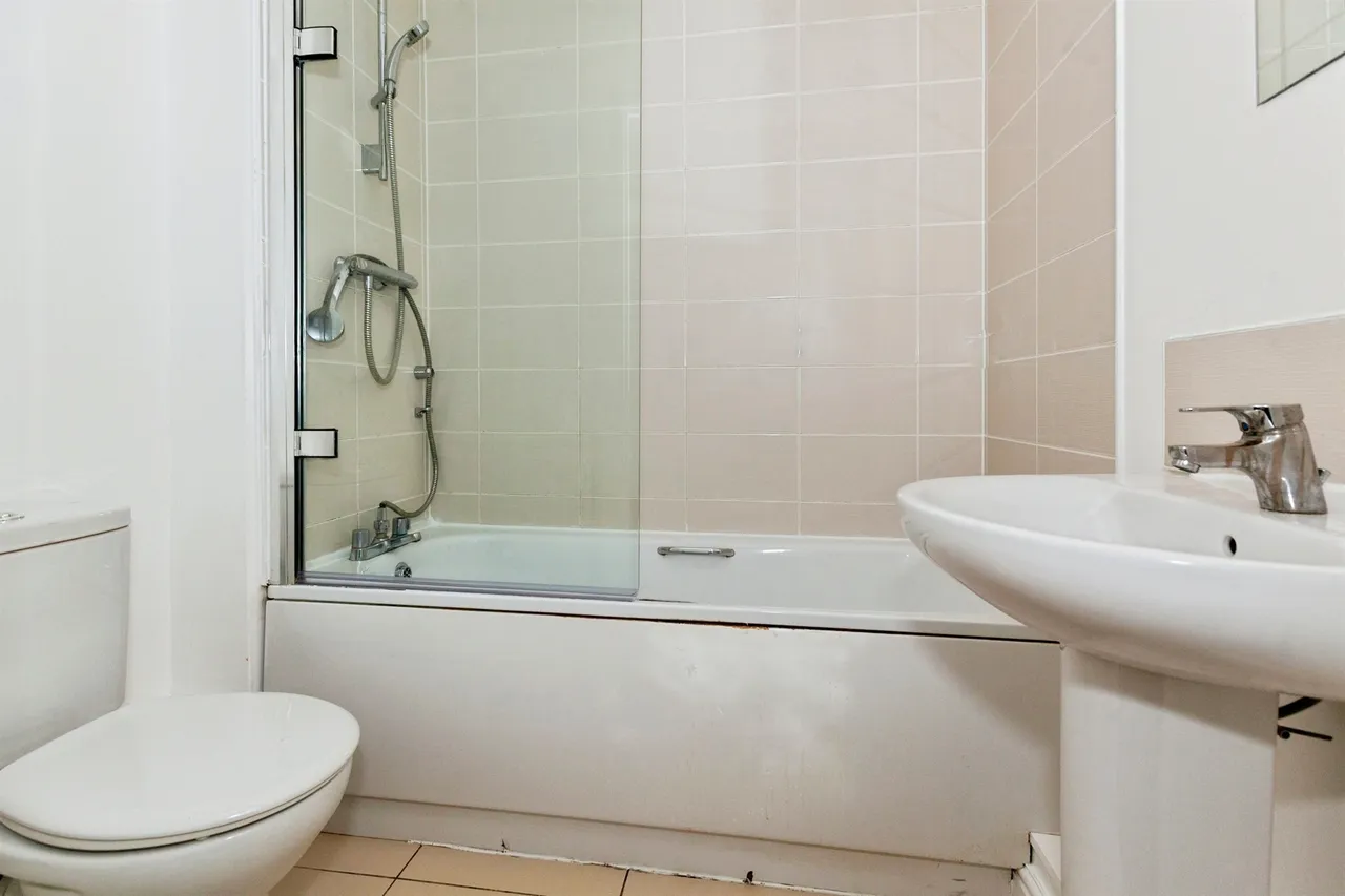 Chadwick Road, Slough, SL3, photo 15