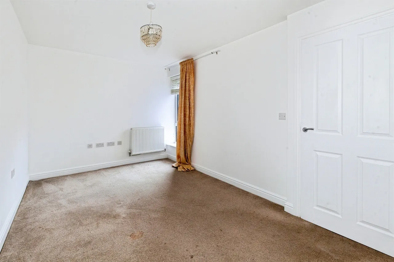 Chadwick Road, Slough, SL3, photo 11