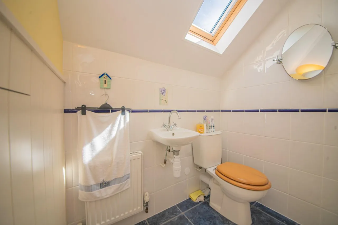 Oakgrove Road, Bishopstoke, Eastleigh, Hampshire, SO50 6LL, photo 12