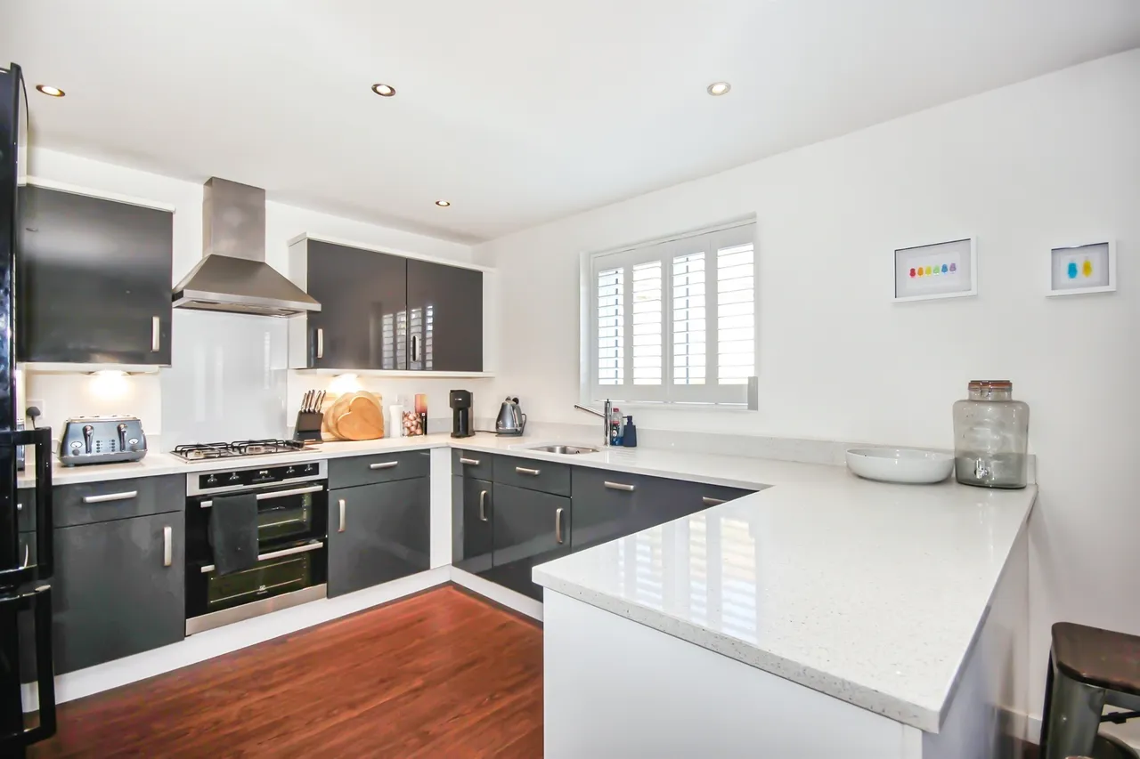 Biffin Way, Whitnash, CV31, photo 8