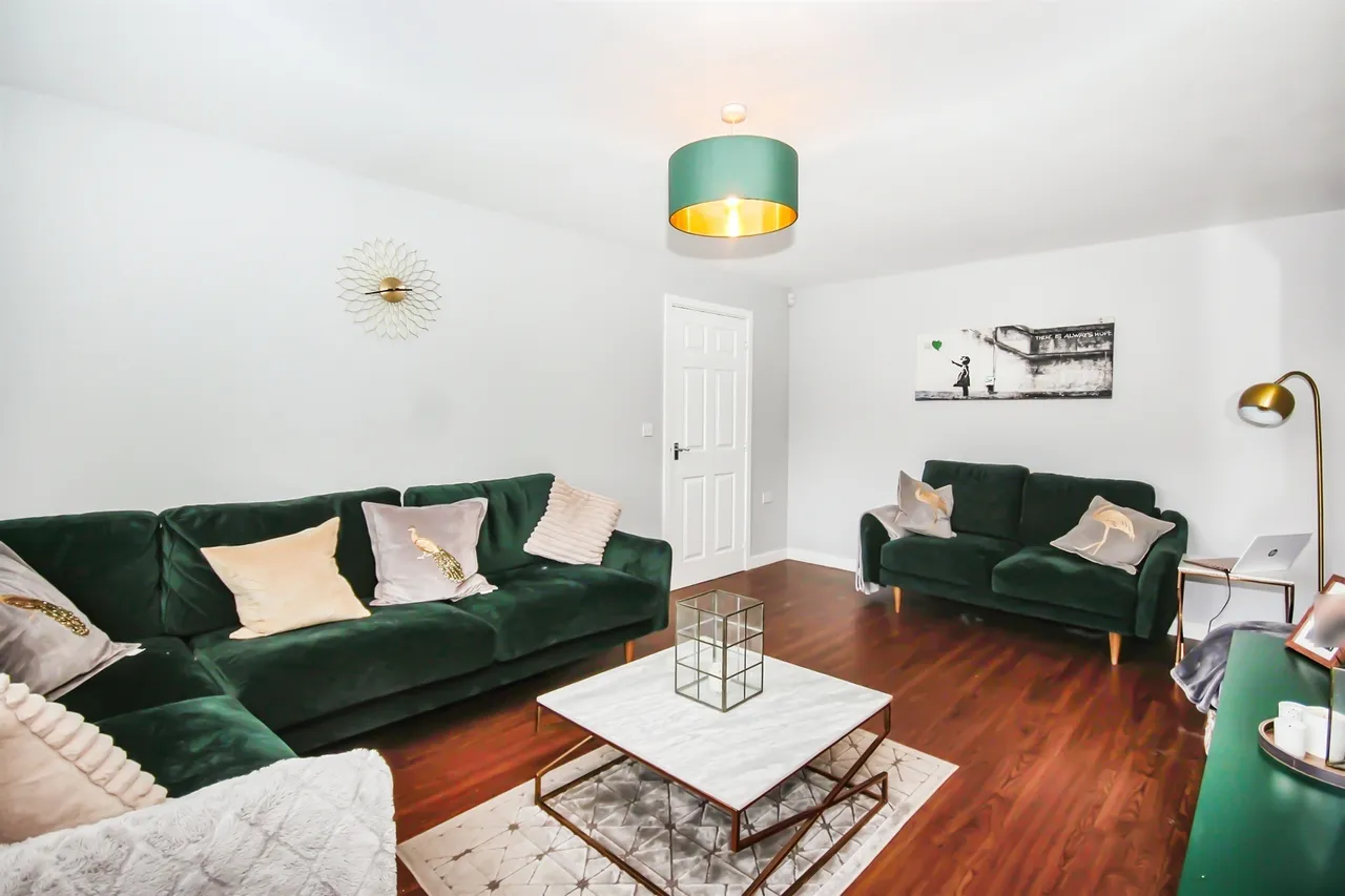 Biffin Way, Whitnash, CV31, photo 4
