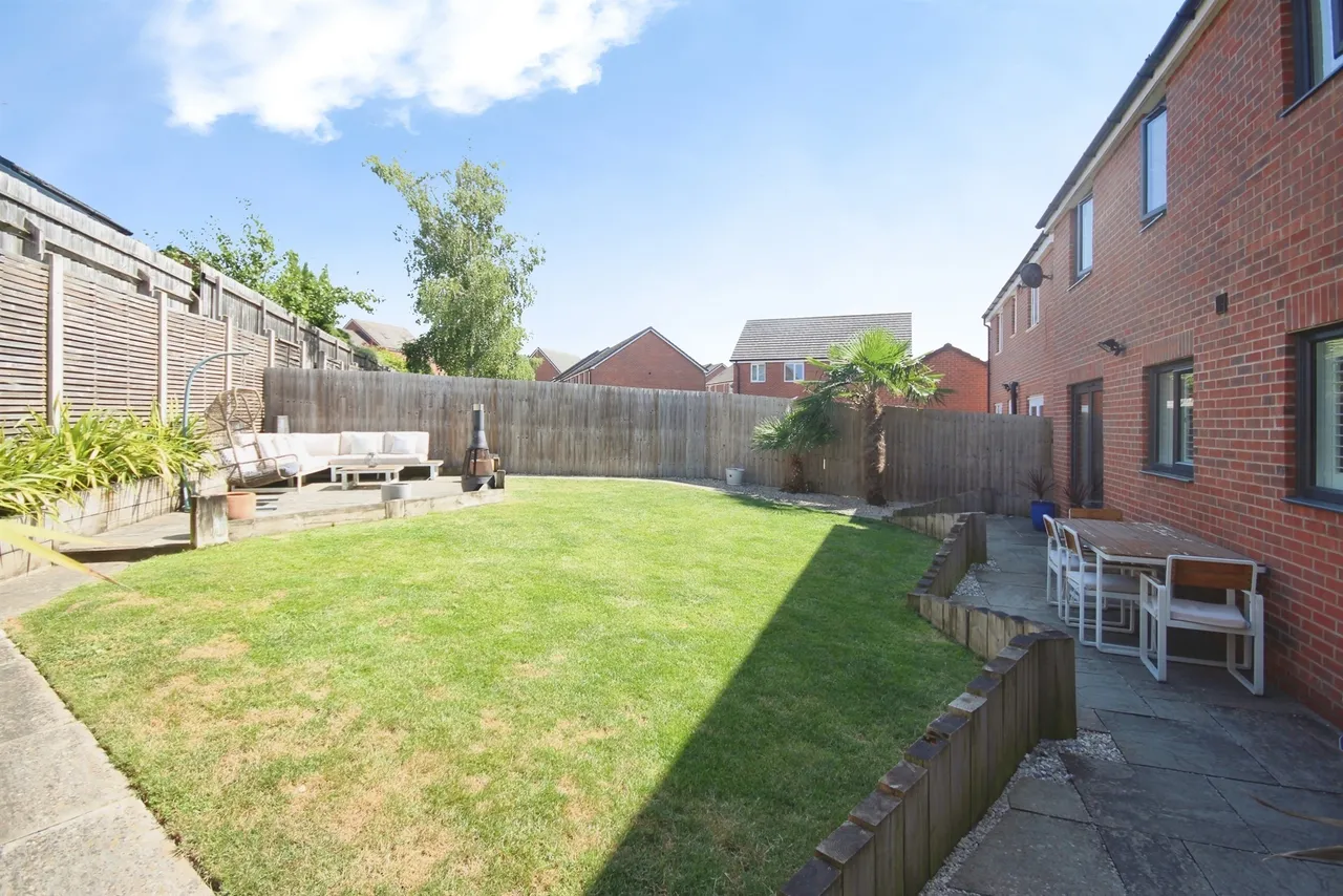 Biffin Way, Whitnash, CV31, photo 18