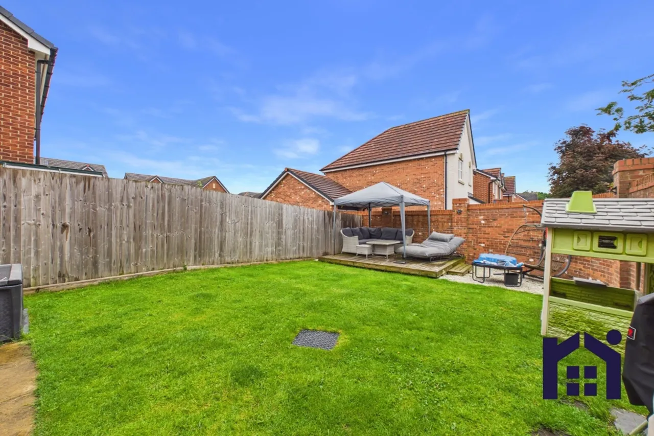 Shaw Green Crescent, Euxton, Chorley, PR7 6QR, photo 4