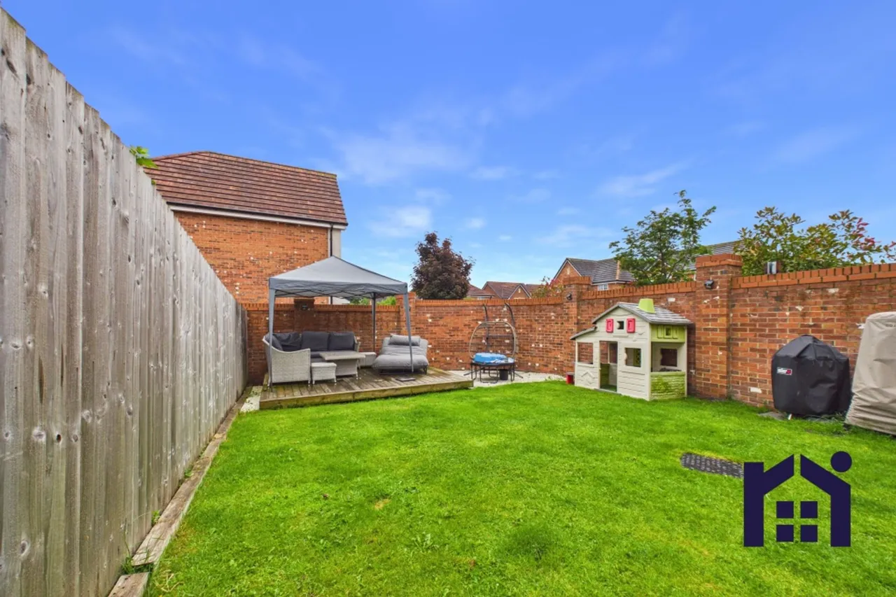 Shaw Green Crescent, Euxton, Chorley, PR7 6QR, photo 18