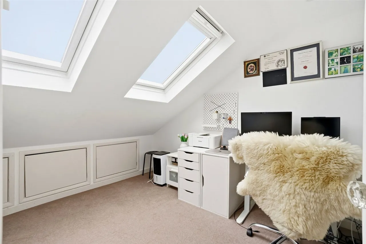 Strawberry Hill Close, Twickenham, TW1 4PX, photo 9