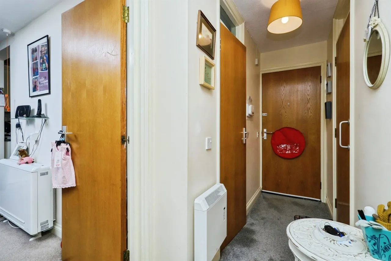Delves Close, Ringmer, Lewes, photo 6