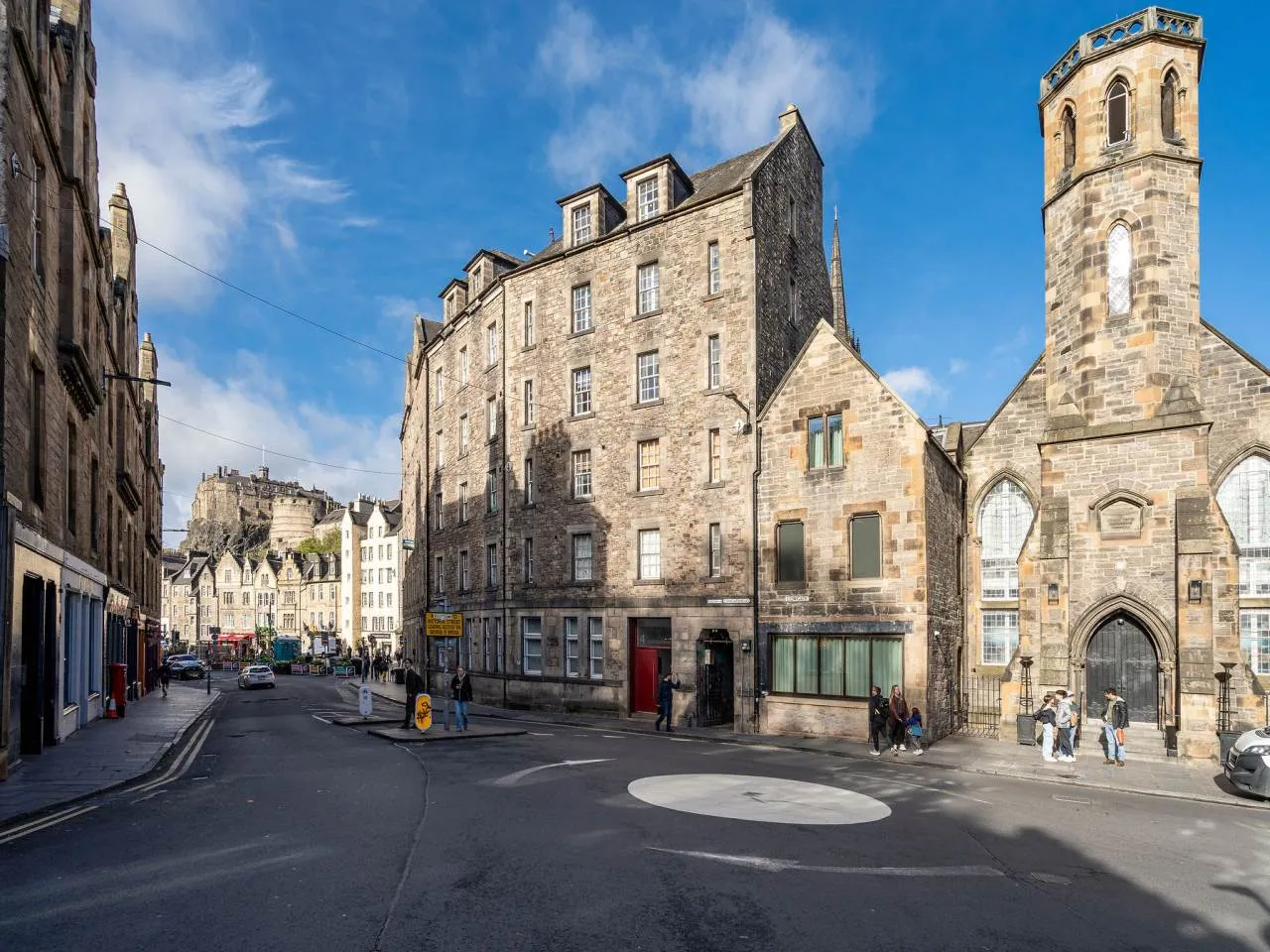 1 bed flat to rent, Cowgatehead, Old Town, EH1